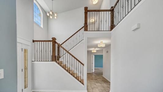 2813 Westwind Drive, Valparaiso, Indiana 46385