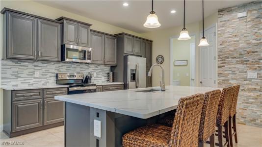 2541 SW 32nd Lane, Cape Coral, Florida 33914