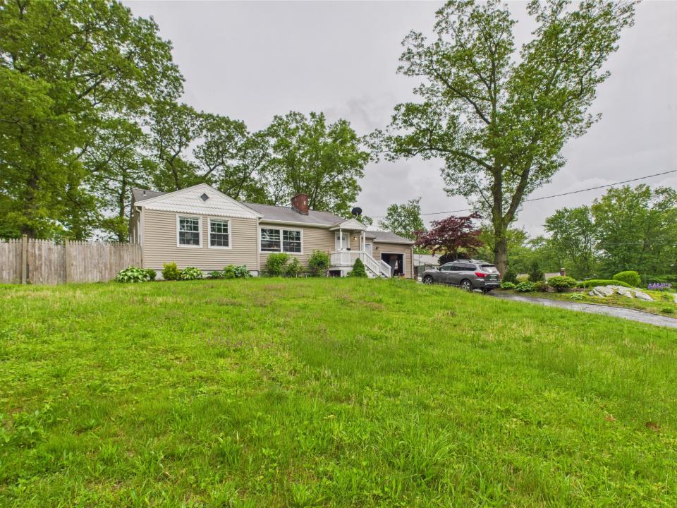 92 Lake Ave, West Haven, Connecticut 06516, USA