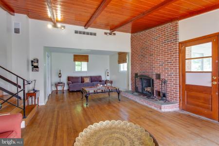 25 Panorama Drive, Oxon Hill, Maryland 20745, USA