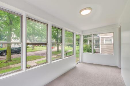 1118 Burr Street, Jackson, Michigan 49201, Amerika Birleşik Devletleri