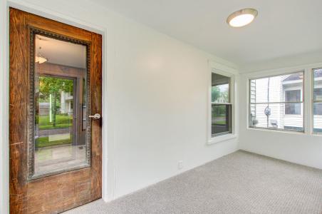1118 Burr Street, Jackson, Michigan 49201, Amerika Birleşik Devletleri