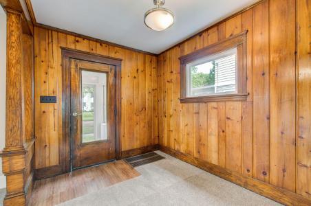 1118 Burr Street, Jackson, Michigan 49201, Amerika Birleşik Devletleri