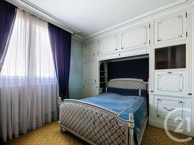 Colombes, Île-de-France 92700, France