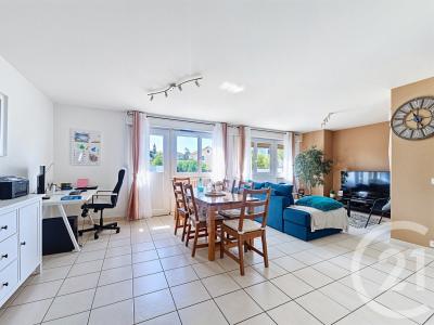 Feyzin, Rhône-Alpes 69320, Francia