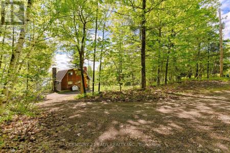 1044 BEACHS LANE, Greater Madawaska, Ontario K0J 1H0, Canada