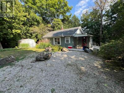 606 MALLORY BEACH ROAD NORTH, South Bruce Peninsula, Ontario N0H 2T0, Canada