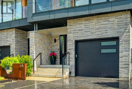 9A BRIARWOOD AVENUE, Mississauga (port Credit), Ontario L5G 3N4, Canada