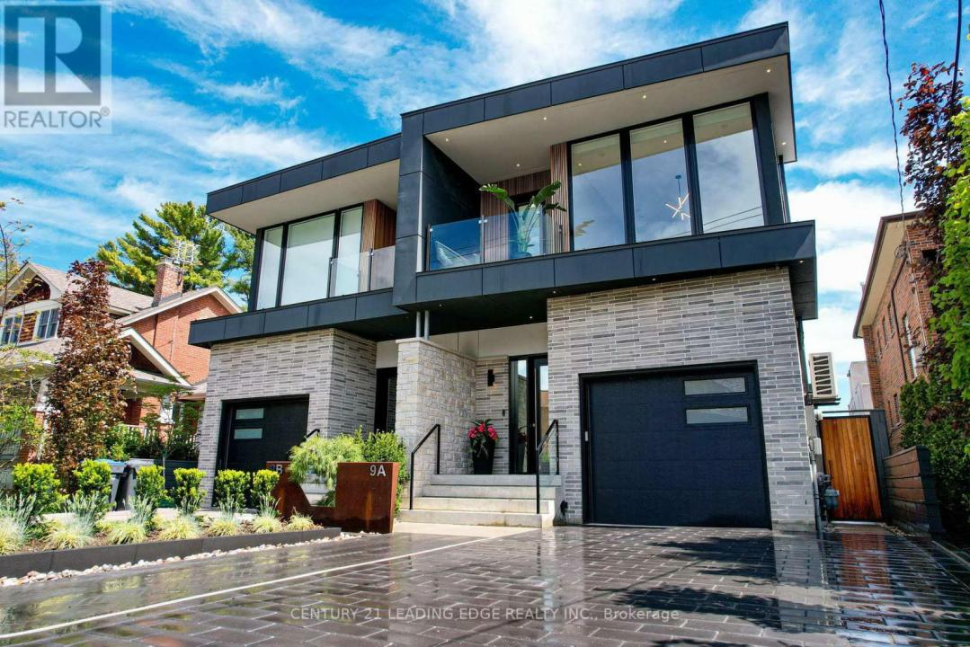 9A BRIARWOOD AVENUE, Mississauga (port Credit), Ontario L5G 3N4, Canada