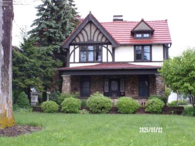 408 W Main St, Bellevue, Ohio 44811, USA
