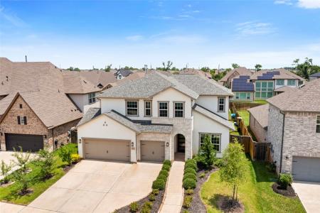 9923 Golden Woods Drive, Missouri City, Texas 77459, USA