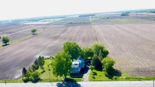 4760  Ch. Clément-Pesant, Mirabel, Quebec J7N 2Y9, Kanada