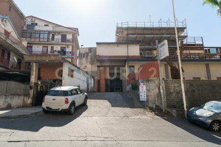 Viale dell'Autonomia, Gravina Di Catania, Sicilia 95030, איטליה