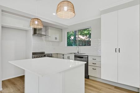 1 Jeanette Avenue, Nambour, QLD 4560, Australia