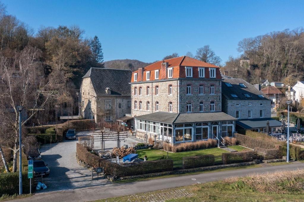 Rue du Rivage 21, Annevoie-rouillon, Belgio