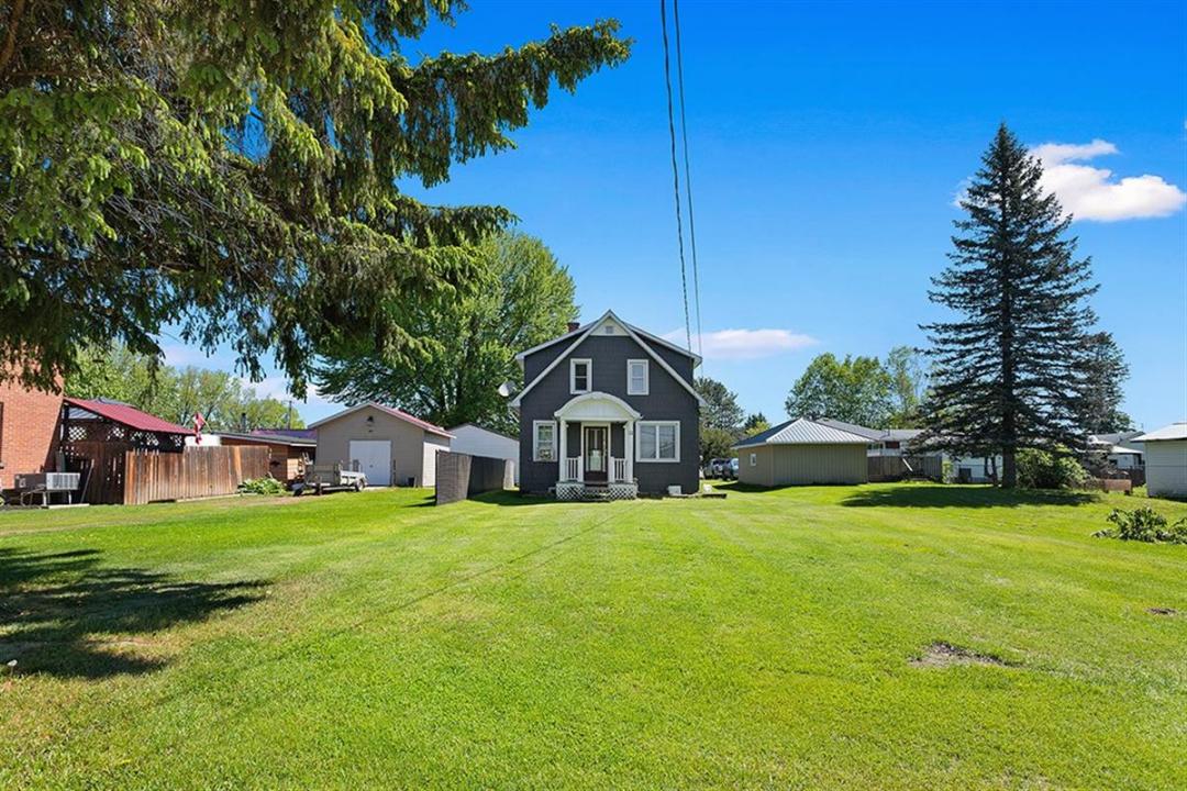 12 Rue McFarlane, Campbell's Bay, Quebec J0X 1K0, CANADÁ