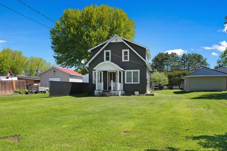 12 Rue McFarlane, Campbell's Bay, Quebec J0X 1K0, CANADÁ