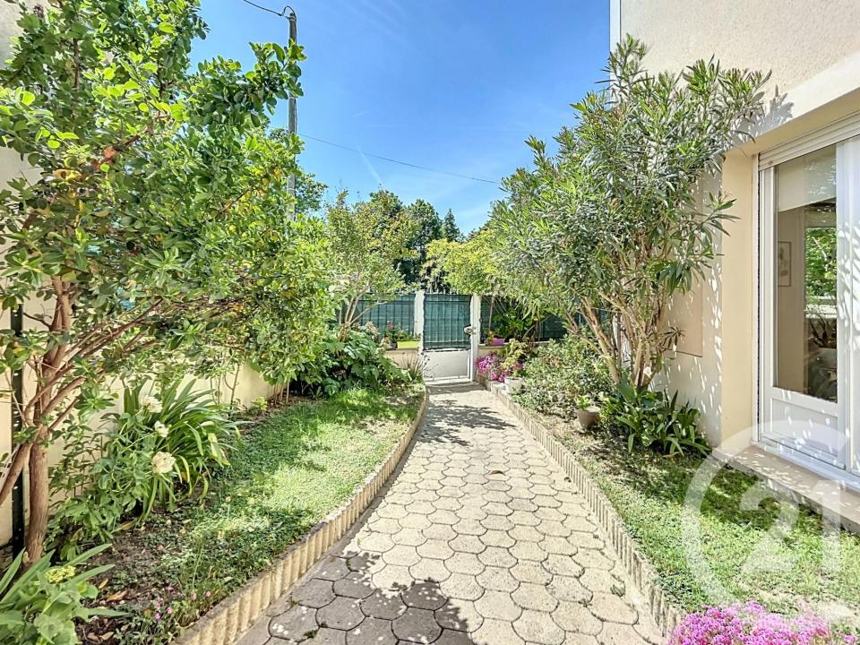 Vert St Denis, Иль-де-Франс 77240, Франция