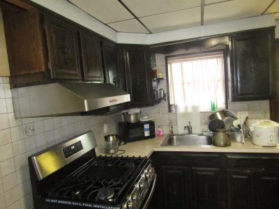 2532 S. Mildred Street, Philadelphia, Pennsylvania 19148, USA