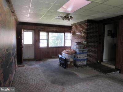 805 Galbraith Ave, Upper Chichester, Pennsylvania 19061, Amerika Birleşik Devletleri