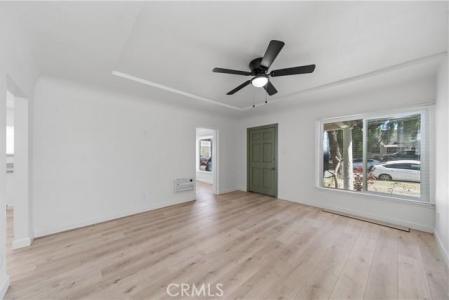 407 W 107th Street, Los Angeles, カリフォルニア 90003, アメリカ合衆国