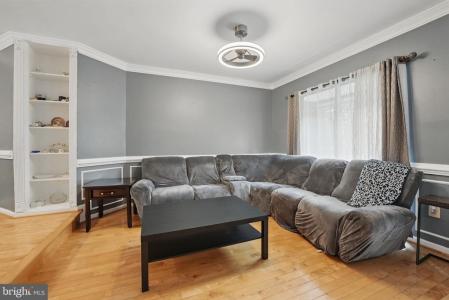 6410 Brass Button Court, Centreville, וירג'יניה 20121, ארצות הברית של אמריקה