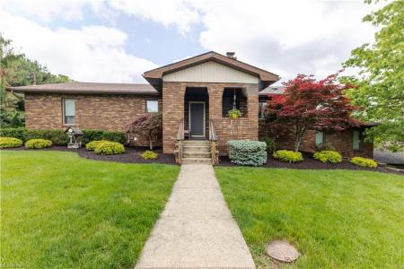73 Hemlock Ln, Weirton, WV 26062, USA