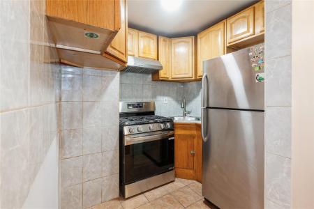 430 Gates Avenue , 1, Brooklyn, Nova Iorque 11216, Estados Unidos