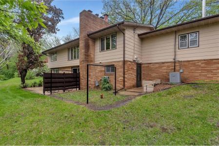 2916 Golf View Court, Saint Cloud, Minnesota 56301, HOA KỲ