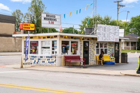 101 N State Street, South Whitley, Indiana 46787, USA