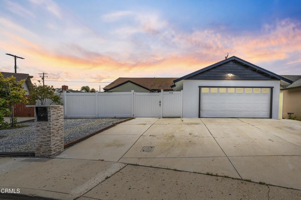 1712 N 7th Place, Port Hueneme, 加利福尼亚州 93041, 美国