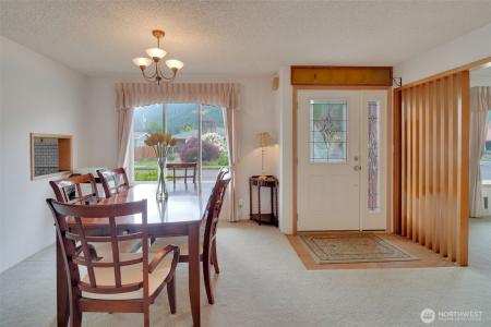 284 Division Ave, Morton, Washington 98356, Estados Unidos