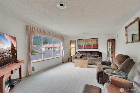 284 Division Ave, Morton, Washington 98356, Estados Unidos