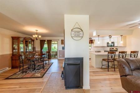 1098 Alpine Road, Montrose, Kolorado 81403, USA