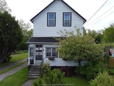 124 WELLINGTON STREET EAST, Chatham, Ontario N7M 3P3, Kanada