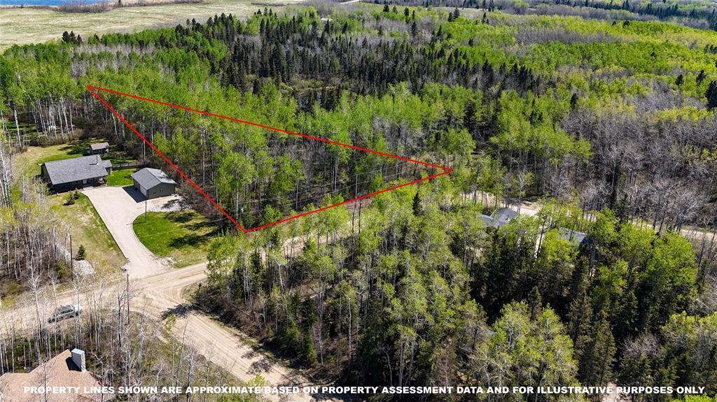 36 EAGLE CRESCENT EAST, Onanole, Manitoba R0J 1N0, Canada
