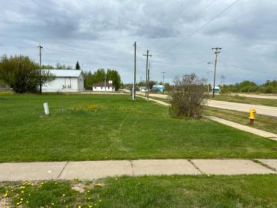 16 1 STREET E, Faust, Alberta T0G 0X0, Canadá