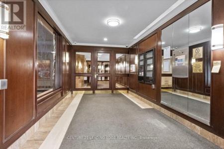 131 TORRESDALE AVENUE, Toronto (westminster-branson), Ontario M2R 3T1, Canada