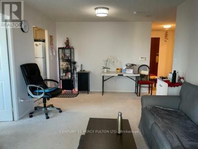 1 PEMBERTON AVENUE, Toronto (newtonbrook East), 安大略省 M2M 4L9, 加拿大