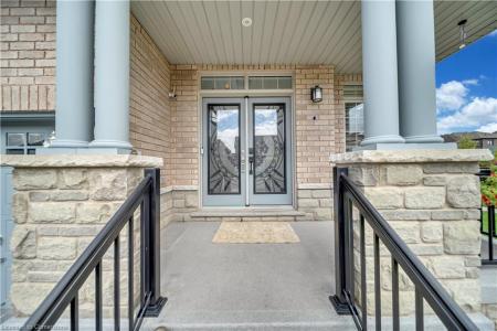 1161 UPPER THAMES DRIVE, Woodstock, Ontario N4T 0L4, Canadá