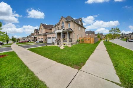 1161 UPPER THAMES DRIVE, Woodstock, Ontario N4T 0L4, Canadá