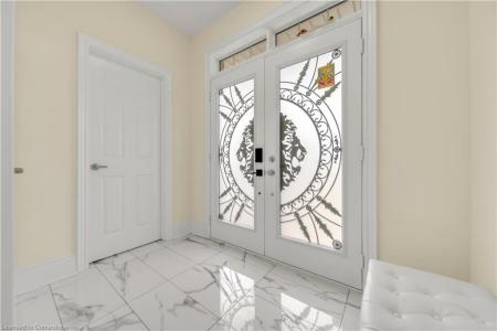 1161 UPPER THAMES DRIVE, Woodstock, Ontario N4T 0L4, Canadá