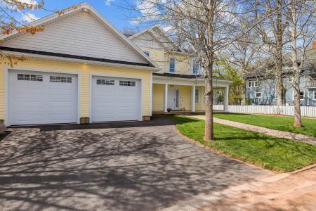 286 BEAVER STREET, Summerside, Isla Del Principe Edward C1N 2A1, Canadá
