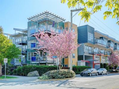 797 TYEE RD, Victoria, British Columbia V9A 7R4, Canada