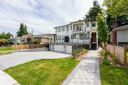 15496 THRIFT, White Rock, British Columbia V4B 2L9, Canada