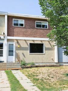 8814 96 STREET, Peace River, Alberta T8S 1R6, Kanada