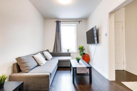 6108 Rue Hamilton, Montréal (Le Sud-Ouest), Québec H3E 3C3, Canada