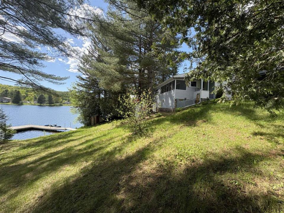 2  Ch. Vachon, La Pêche, Québec J0X 3K0, Canada
