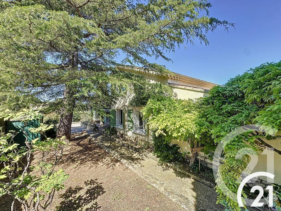 Robion, Provence-Alpes-Côte D'Azur 84440, Frankreich