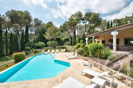 Mougins, Provence-Alpes-Côte D'Azur 06250, França